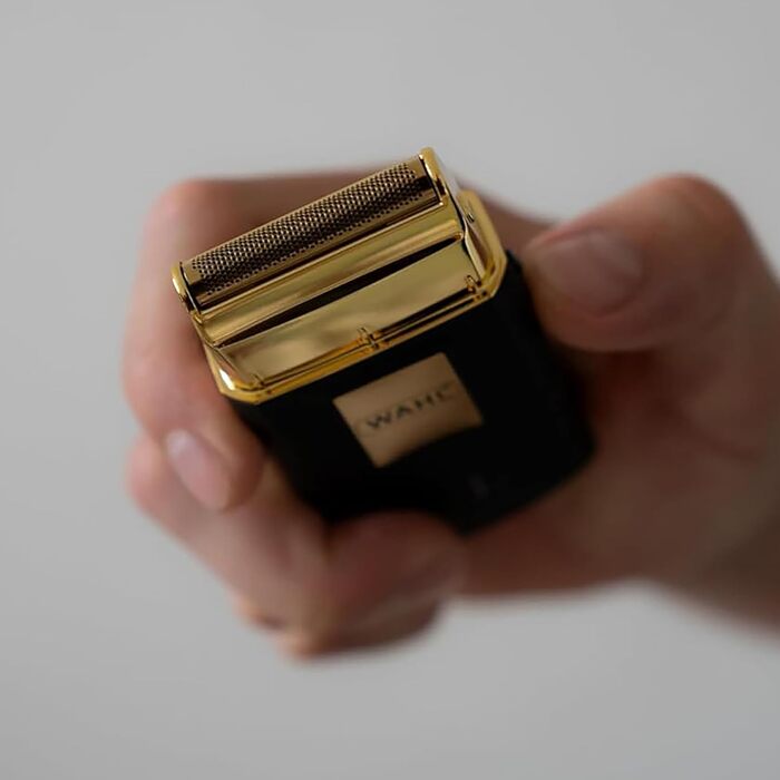 Електрична бритва для подорожей Wahl Travel Shaver Gold Edition — акумуляторна компактна машинка для гоління чоловіків, золотиста