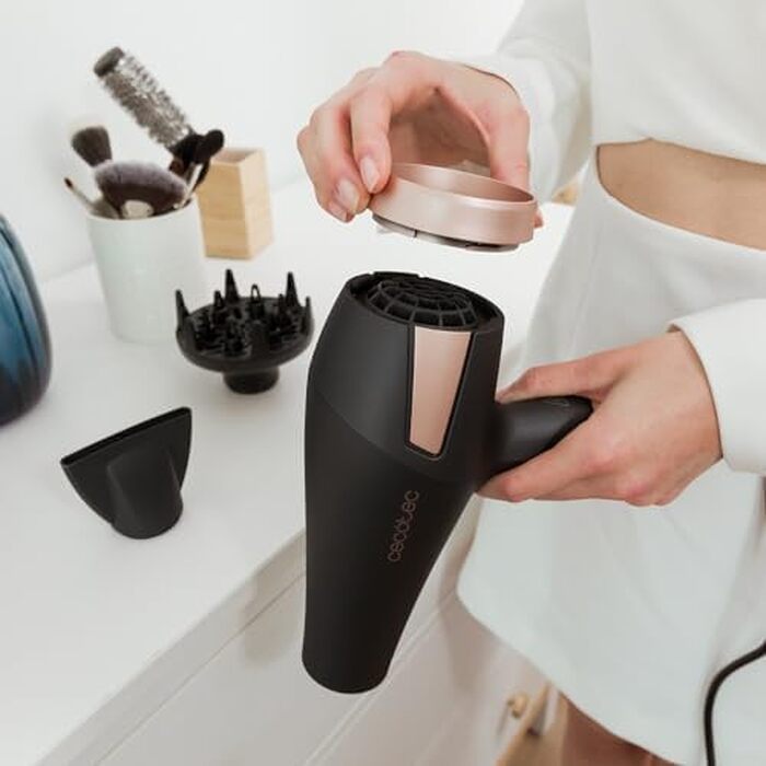 Фен для волосся Cecotec IoniCare 5200 Aura, 2300 Вт, з іонізацією, дифузором та концентратором, чорний