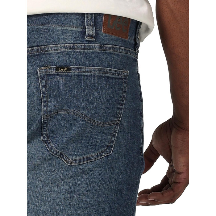 Чоловічі джинси Lee Extreme Motion Relaxed Straight Big and Tall, колір Maddox, розмір 44W / 32L