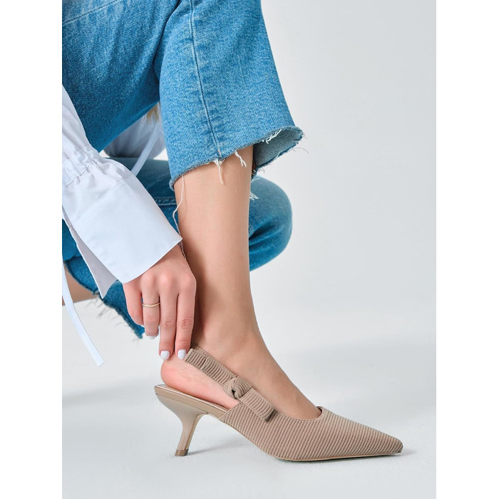 Жіночі туфлі-слингбеки Coutgo з гострим носком на низьких підборах (kitten heel), світло-кавовий колір, розмір 39 EU