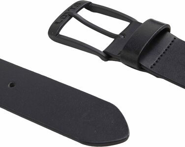 Чоловічий шкіряний ремінь Levi's New Duncan, колір Caviar, розмір 105