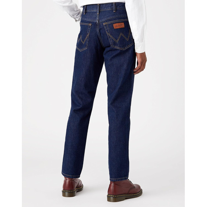 Чоловічі джинси Wrangler Texas Stretch W121XU13M заужені (Tapered), колір Darkstone, розмір 38W/36L