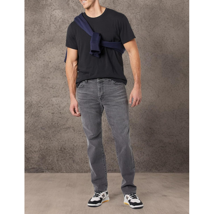 Чоловічі джинси Amazon Essentials Athletic Fit зі стрейчем, сірий вимитий колір (29W / 29L)
