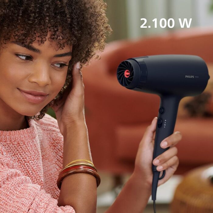 Фен для волосся Philips Series 3000 BHD360/20 з функцією іонізації, ThermoProtect, 2100 Вт, чорний (дифузор для об'єму в комплекті)