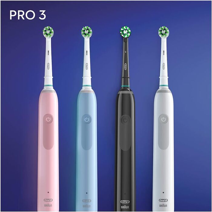 Електрична зубна щітка Oral-B Pro 3 3500 Edition, чорна, з дорожнім футляром та набором насадок (3 шт.)