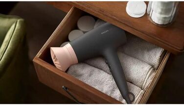 Фен для волосся Philips Series 3000 BHD350/10 з функцією іонізації та ThermoProtect, 2100 Вт, 6 режимів температури та швидкості, чорний