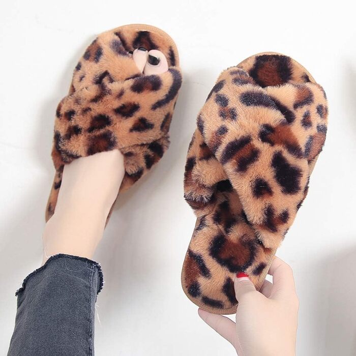 Жіночі зимові капці з плюшу Leopard — теплі домашні тапочки на плоскій підошві, протиковзкі, коричневий леопардовий принт (розмір 39/40 EU)