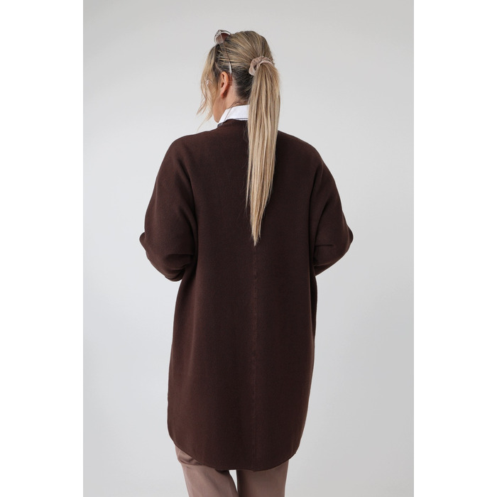 Жіночий коричневий светр oversize до колін FEMIMODA, розмір 46/48