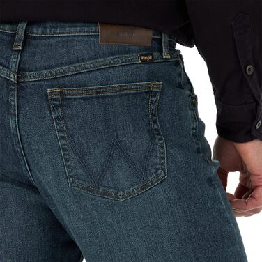Чоловічі джинси Wrangler Free to Stretch Relaxed Fit, темно-сині (Marin), 42W / 30L