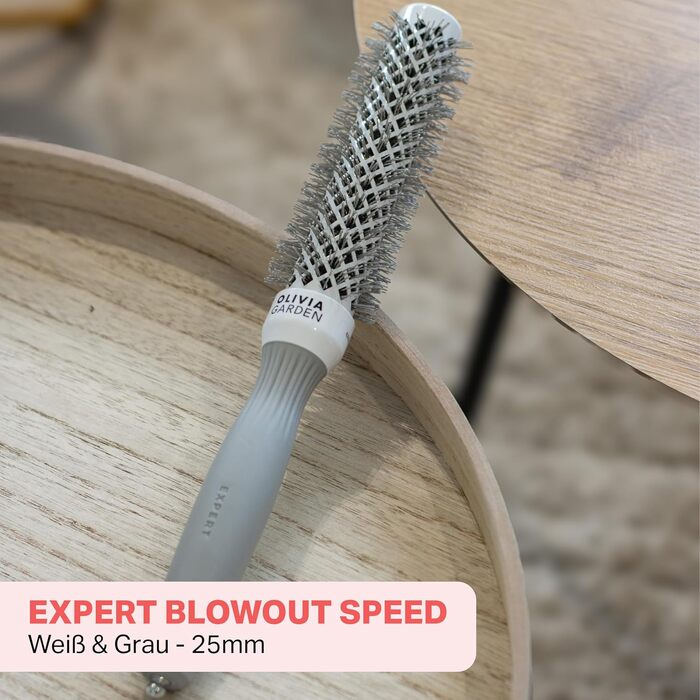 Керамічна кругла щітка для волосся Olivia Garden Expert Blowout Speed 25 мм, біло-сіра — для швидкого створення об'єму та укладки