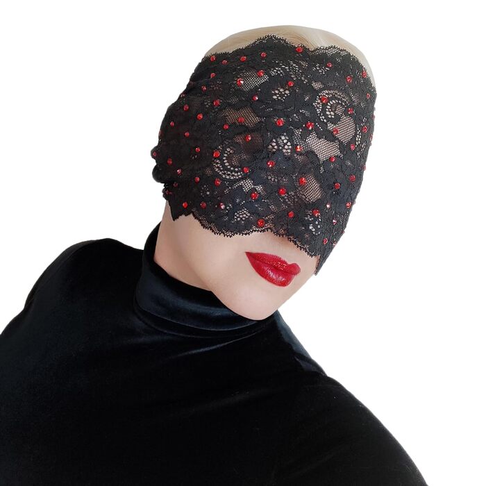 Елегантна червона мереживна маска для жінок з каміннями – венеціанська маска з квітковим візерунком для маскараду, карнавалу, косплею, готичної вечірки та особливих подій (чорний колір з червоними каміннями)