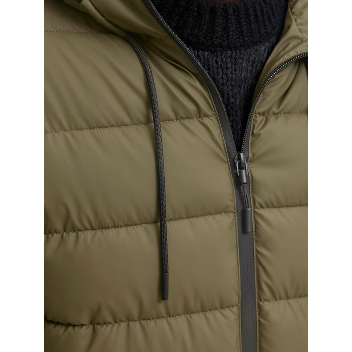 Чоловіча стібана куртка JACK & JONES (розмір L, колір Grape Leaf)