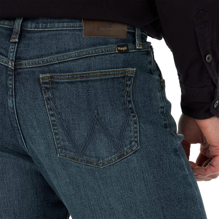 Чоловічі джинси Wrangler Free to Stretch Relaxed Fit, темно-сині (Marin), 42W / 30L