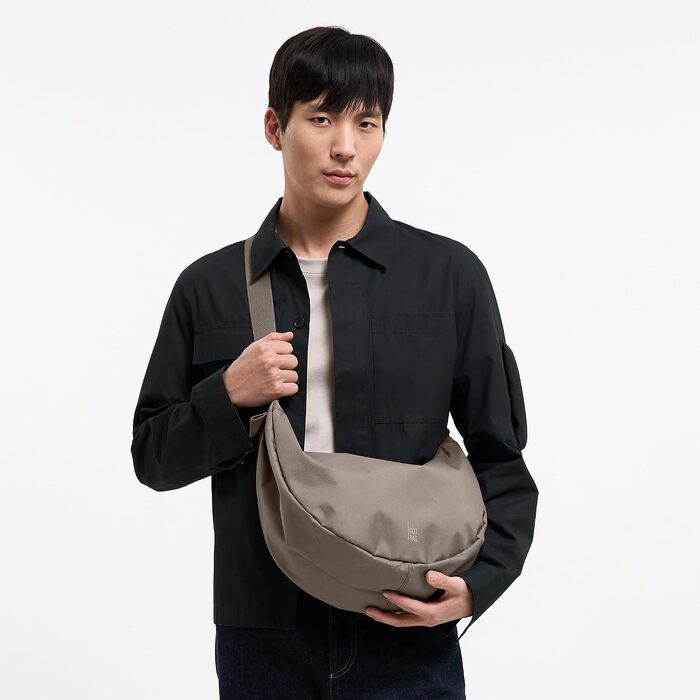 Водонепроникна сумка-кросбоді GOT BAG Moon Bag у формі півмісяця, великий розмір (Seal Monochrome, Large)