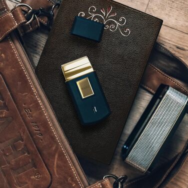 Електрична бритва для подорожей Wahl Travel Shaver Gold Edition — акумуляторна компактна машинка для гоління чоловіків, золотиста