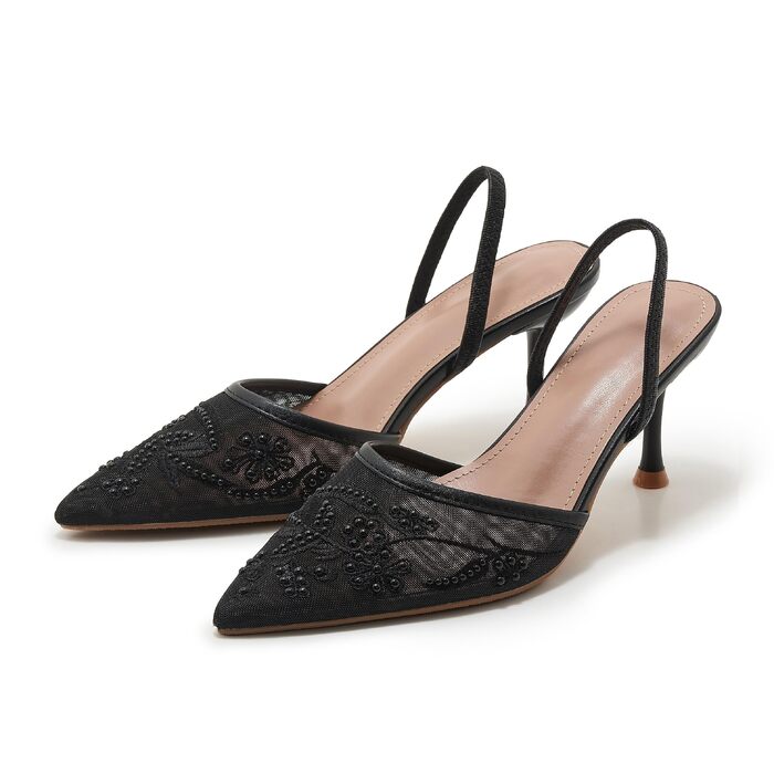 Жіночі вишиті туфлі-слінгбеки на низьких підборах (Kitten Heels) з гострим носком та перлинами, чорні, весільне взуття